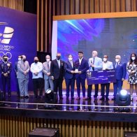 Robert Pigozzi recibe galardón Atleta del Año Gala Olímpica del COD...