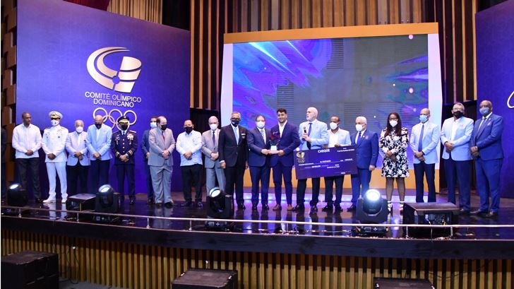 Robert Pigozzi recibe galardón Atleta del Año Gala Olímpica del COD...