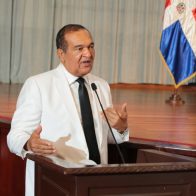 Antonio Marte califica de "lavado" manejo de plataformas de taxis