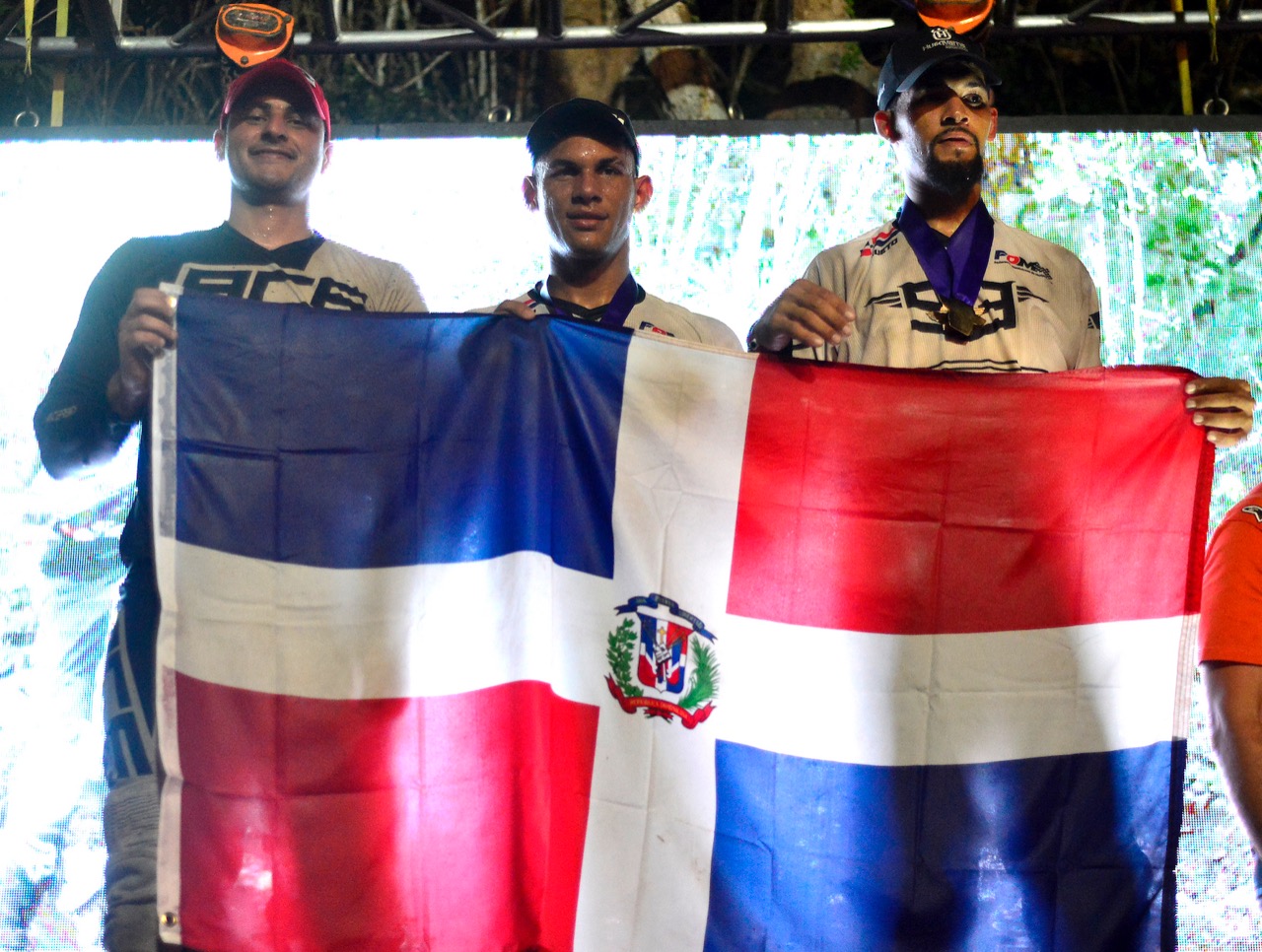 RD gana 1er lugar de Hard Enduro Terra Inferno en Cap Cana