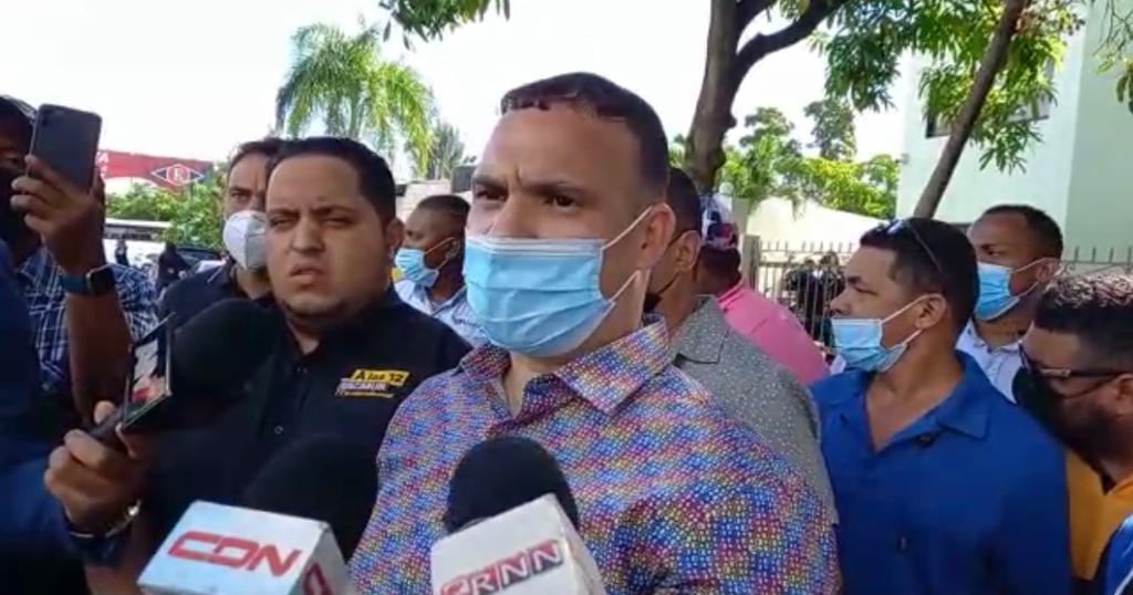 Transportistas exigen subsidio del Gobierno no sea entregado a través de federaciones