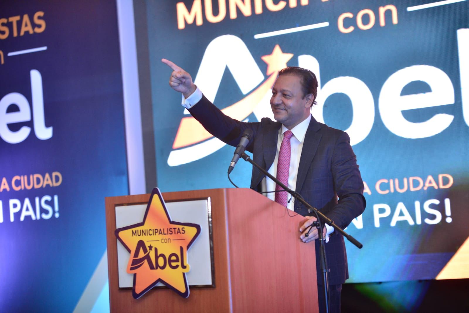 Abel Martínez advierte que la dignidad de la municipalidad del PLD no está en venta