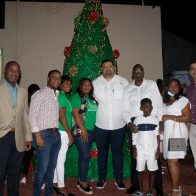 Ayuntamiento de Nizao y Fundación Refidomsa dan la bienvenida a la Navidad