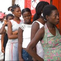 Rivera expone la falta de capacidad de maternidades para atender a haitianas