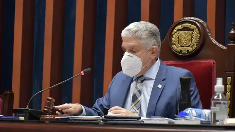 Senado aprueba en primera lectura el Código Penal