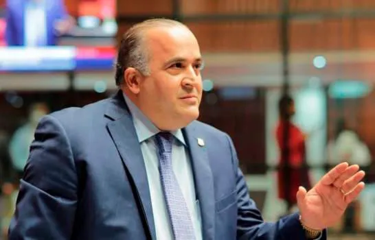 Senador Victoria Yeb dice que ventas al Estado fueron "menores"
