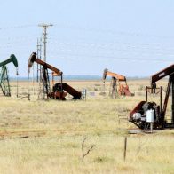 Petróleo de Texas baja un 1,7 % y se sitúa en 102,07 dólares