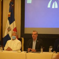 Abinader quitará escoltas policiales a empresarios y políticos