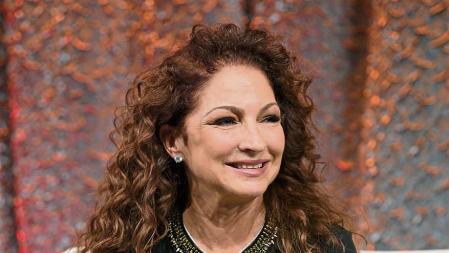 Gloria Estefan dice que la música fue su "escape" al abuso sexual