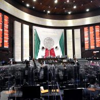 Diputados impugnan presupuesto ante Suprema Corte en México
