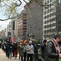Casi medio millón de casos positivos en EEUU por la variante ómicron