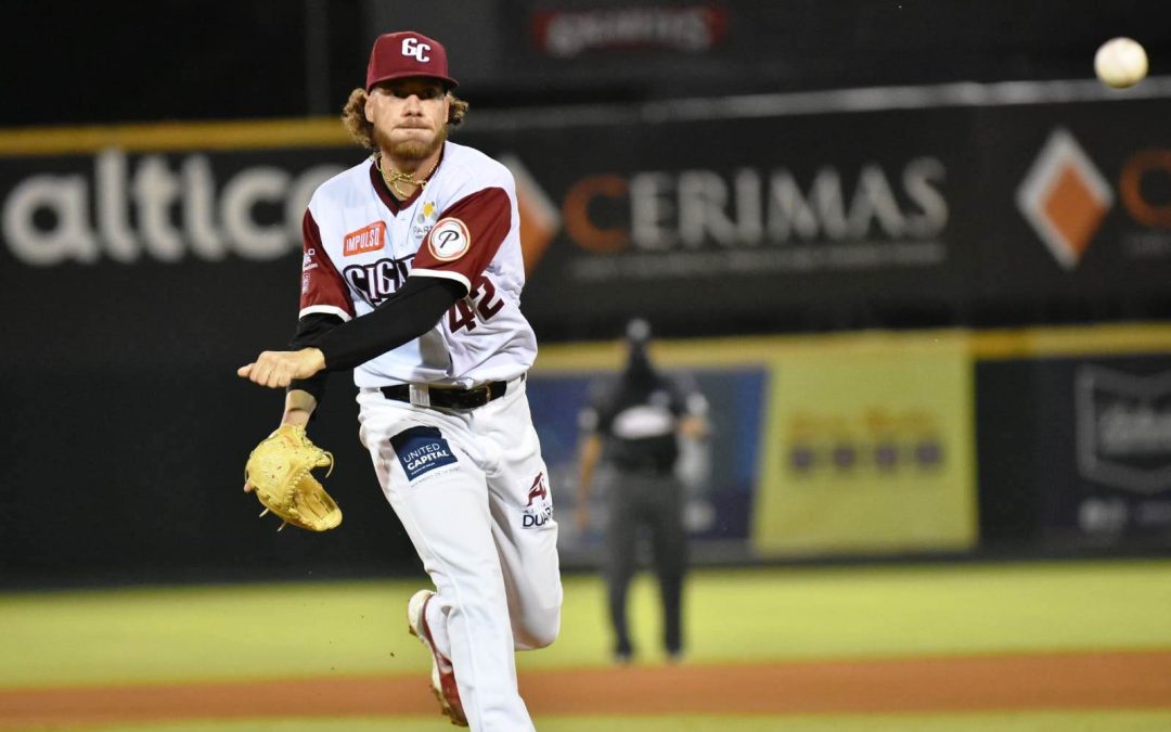 Tyler Alexander amarra bates de Toros en victoria de Gigantes en SFM