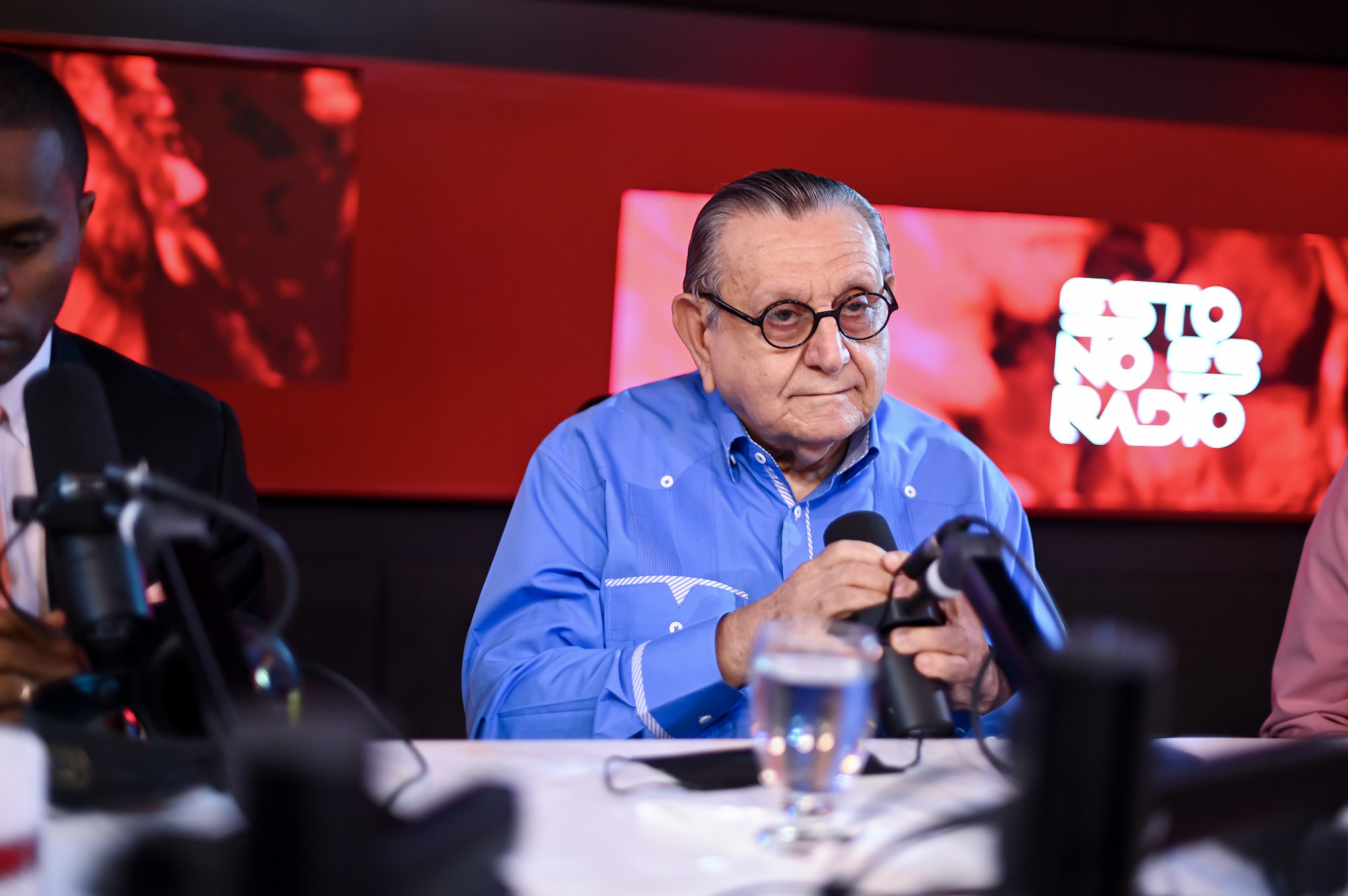 Julio Hazim sostiene se deben fusionar varios ministerios, incluyendo Juventud