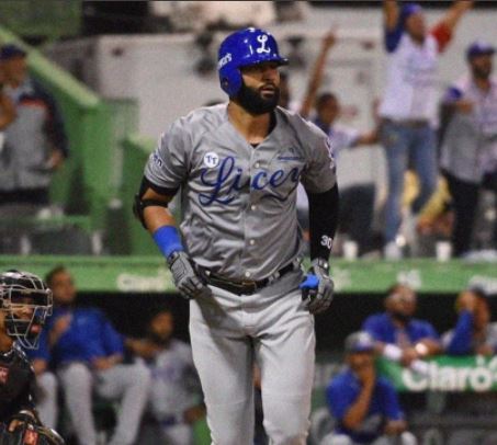 Licey hunde a Estrellas en entradas extras; arrecia lucha por la clasificación