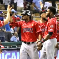 Rally de tres carreras da triunfo al Escogido sobre el Licey en entradas extras