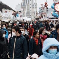 Imponen uso obligatorio de mascarillas al aire libre en París