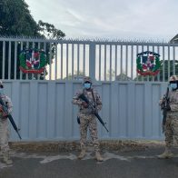 CESFRONT cierra puerta binacional Carrizal-Elías Piña tras manifestaciones en comisaría policial en Haití