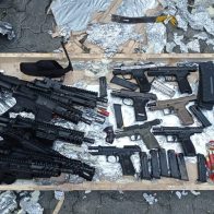 Decomisan cargamento de armas de fuego en puerto de Haina Oriental