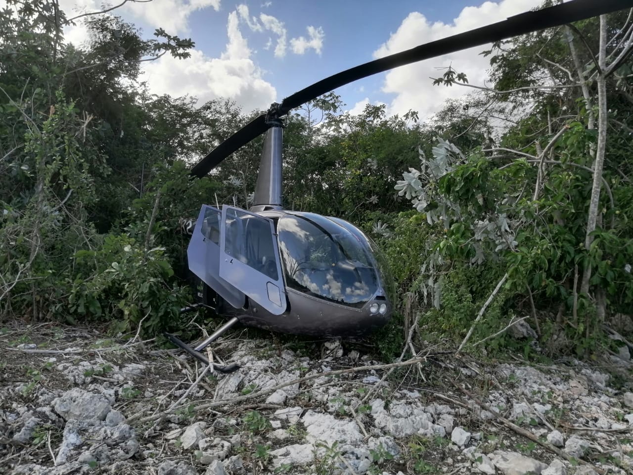 Helidosa informa aterrizaje de precaución; asegura todos están bien