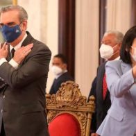 Abinader y Primera Dama encabezarán acto para prevenir embarazos y matrimonios en adolescentes