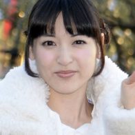 Muere actriz japonesa que puso voz a la heroína de 'Frozen' en aparente suicidio