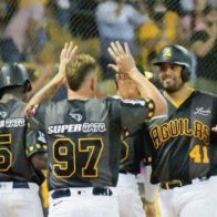 Águilas le ganan a las Estrellas y quedan solas en el segundo lugar