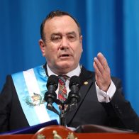 Presidente de Guatemala niega tener vínculos con el caso Antipulpo