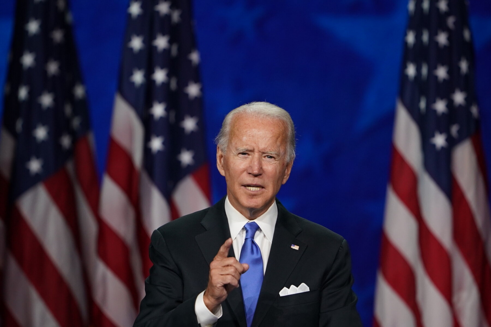 Biden dice que pronto moverá tropas estadounidenses al este de Europa