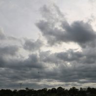 Onamet pronostica ambiente despejado y lluvias débiles en algunas localidades