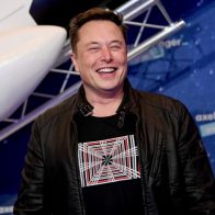 Elon Musk vende acciones de Tesla por un valor de 1.020 millones de dólares
