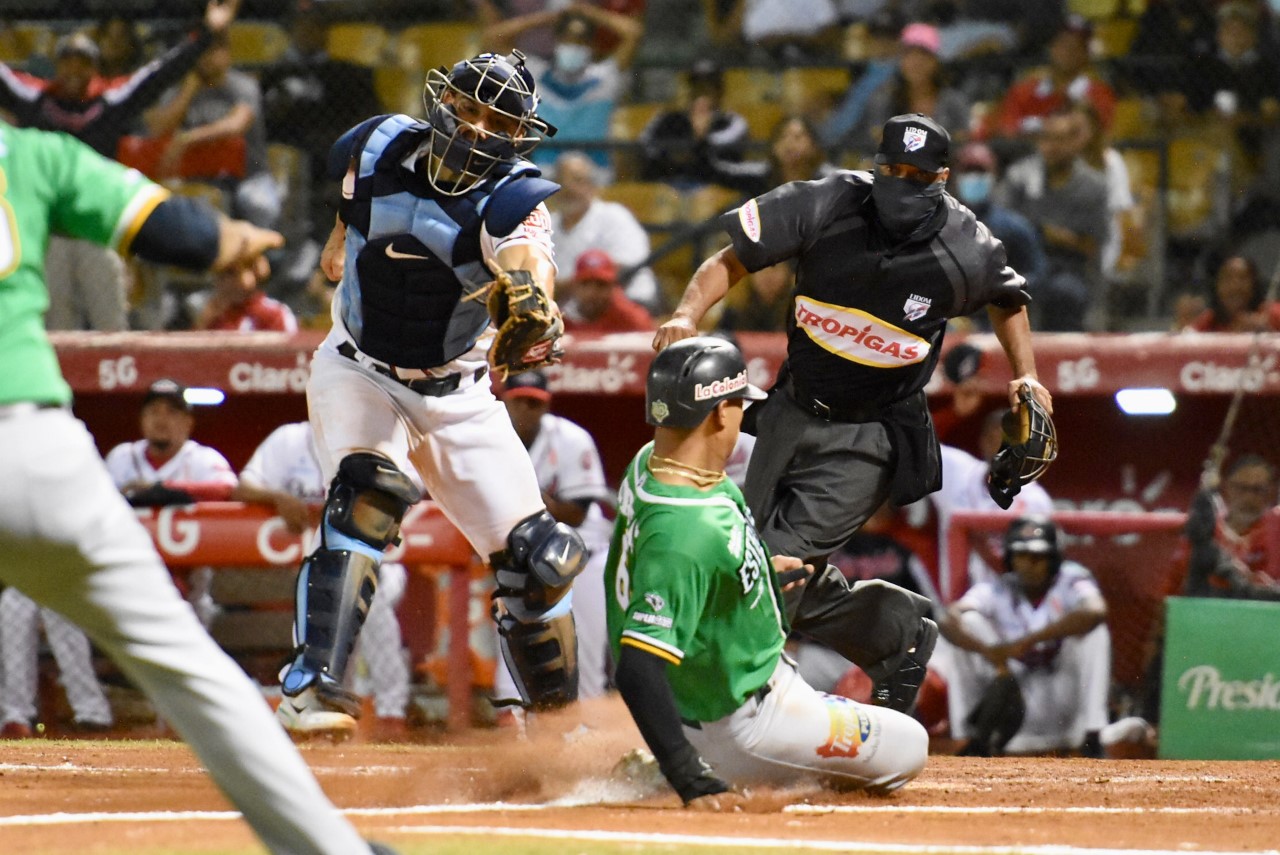 Estrellas Orientales, primer equipo en clasificar al Round Robin