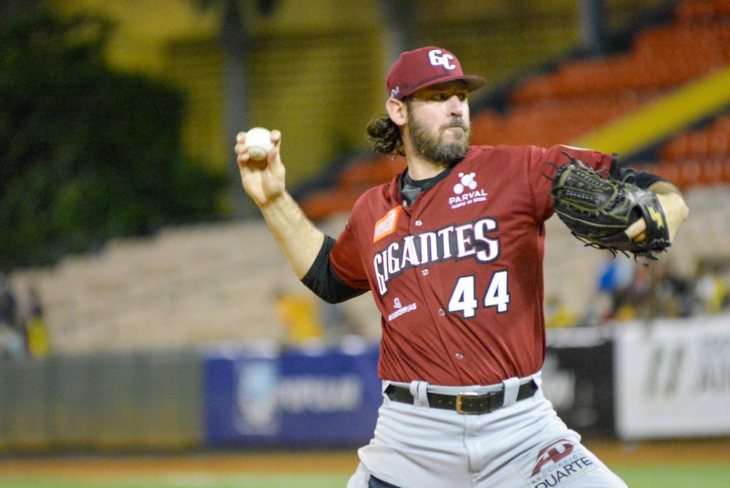 Gigantes del Cibao fortalecen picheo de cara al “Todos contra todos”