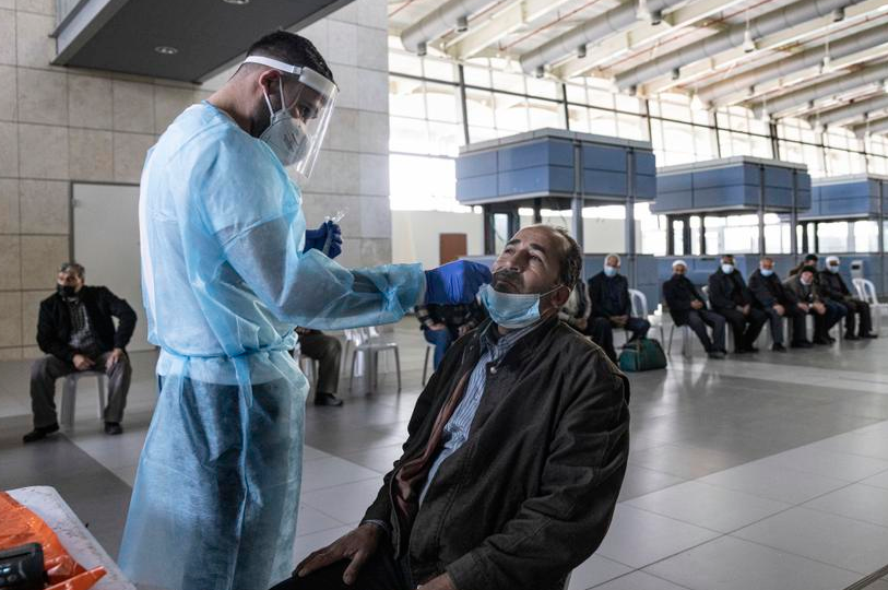Israel restringe viajes a EEUU y otros países por variante ómicron