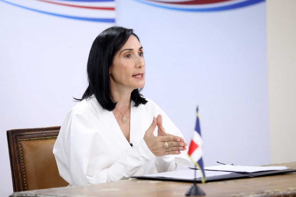 Primera dama visita Najayo Mujeres con motivo de la Navidad