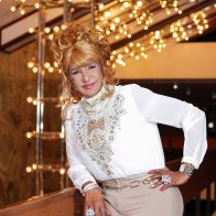 ¡Al fin! La vieja Fefa goza de su pensión; Abinader la concedió desde febrero