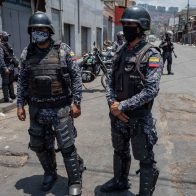 Autoridades venezolanas detienen a alcalde por contrabando de combustible