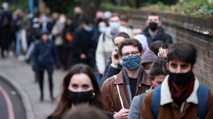 España pide gestionar el Covid como una epidemia de gripe