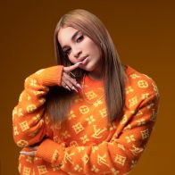  La cantante La Gaby Music presenta el sencillo “ Flow Cabron“  junto al artista colombiano El Sebas, una propuesta fresca en la música urbana local
