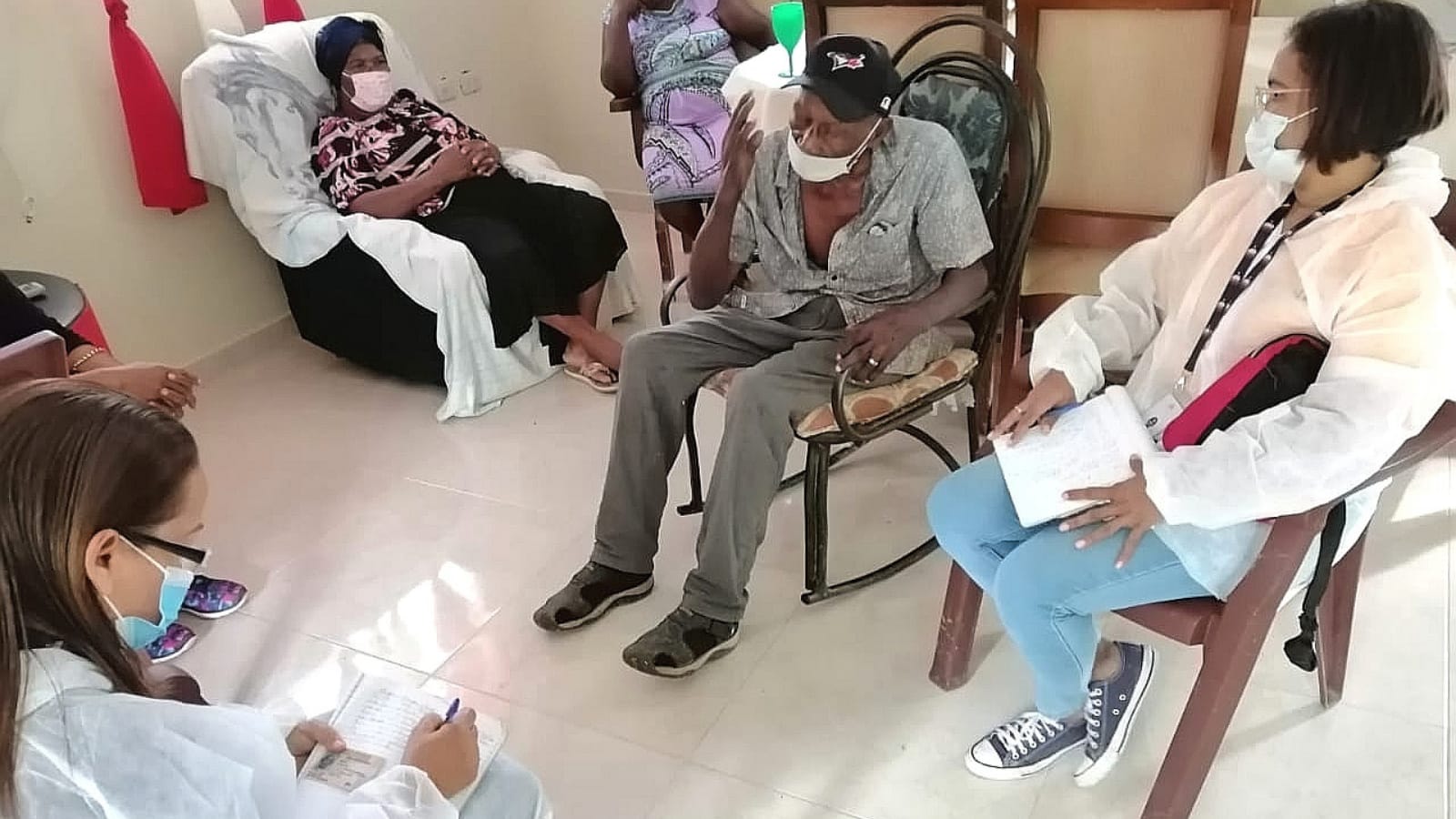 CONAPE y PN esclarecen caso de adulto mayor agredido por agente en Samaná