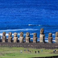Chile alerta sobre posible "tsunami menor" tras erupción de volcán en Tonga