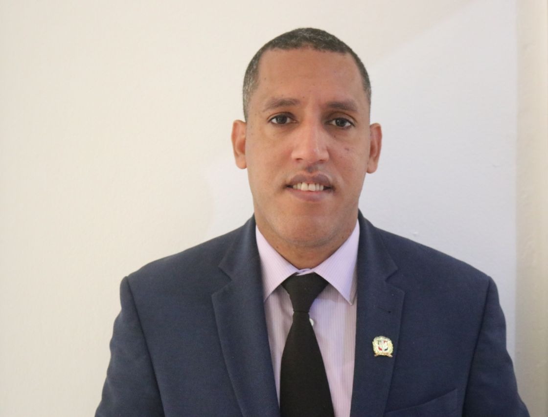 Maestro resalta importancia de la educación física en RD