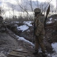 Estados Unidos advierte a Rusia sobre sanciones si invade Ucrania