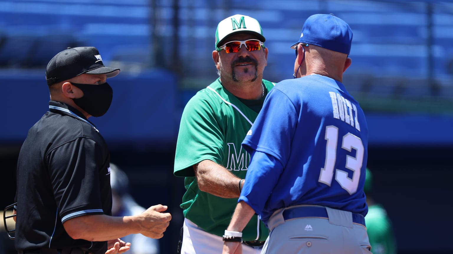 MLB: Benjamín Gil será coach de los Angelinos