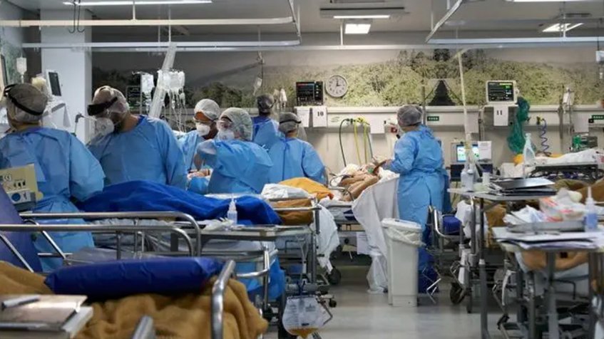 Estados Unidos bate nuevo récord de hospitalizaciones por COVID-19