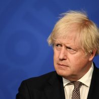 Boris Johnson anuncia el fin de las mascarillas en el Reino Unido desde la próxima semana