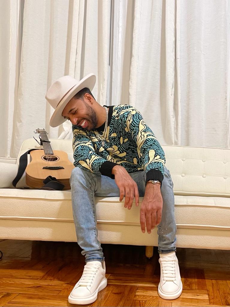 Ronny Dae estrena su más reciente sencillo “De vez en cuando”