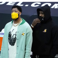 LeBron James y Anthony Davis fuera acción en la NBA por lesión