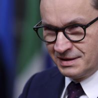 Renuncia la mayoría del panel asesor de la COVID en Polonia