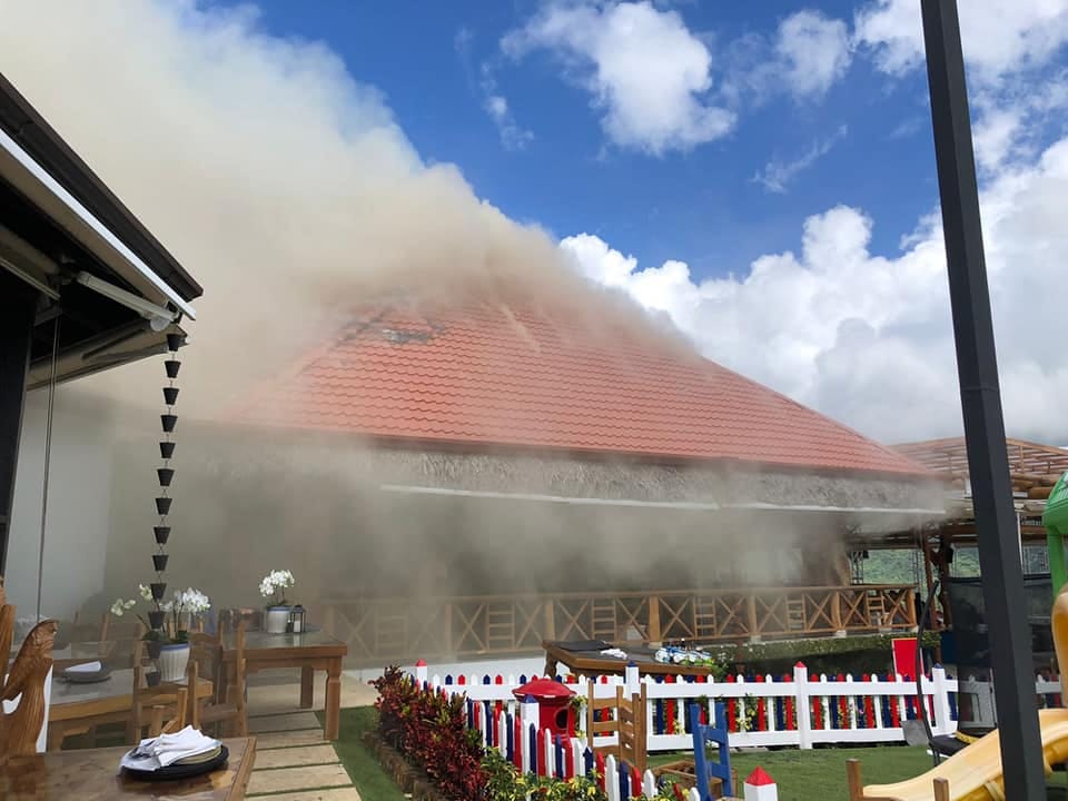 Incendio afecta restaurante La Catalina en Puerto Plata