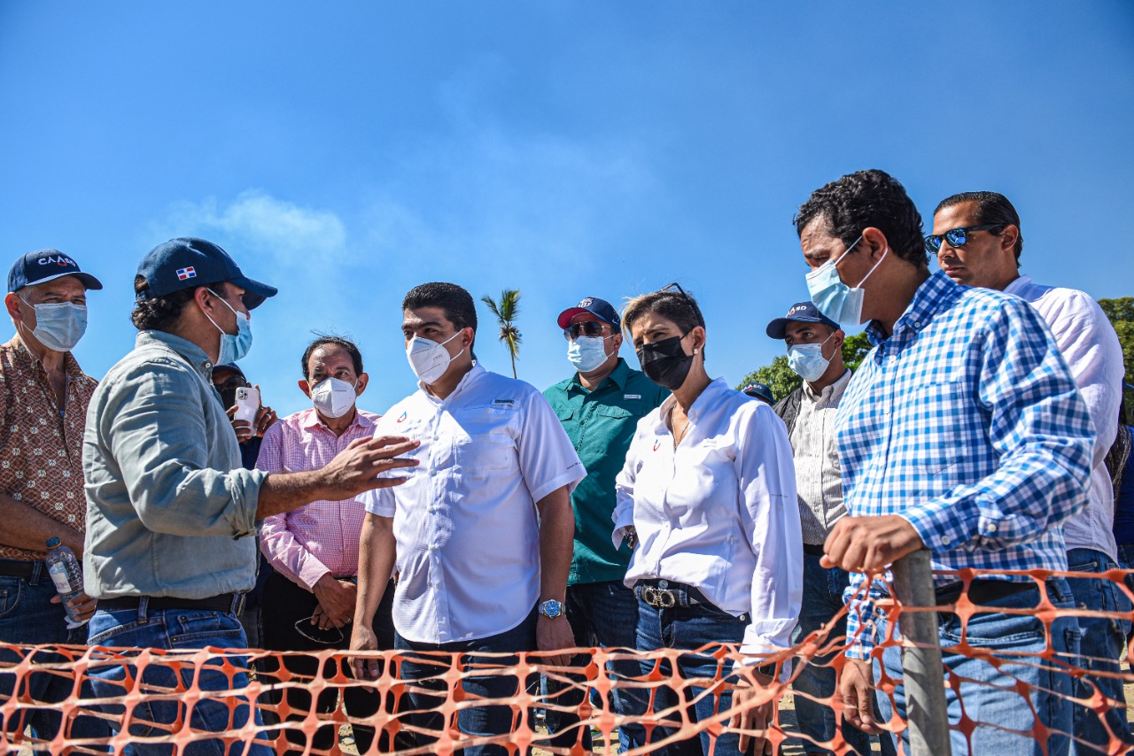 CAASD visita Proyecto Nuevo Domingo Savio donde se ejecutarán obras en coordinación con URBE